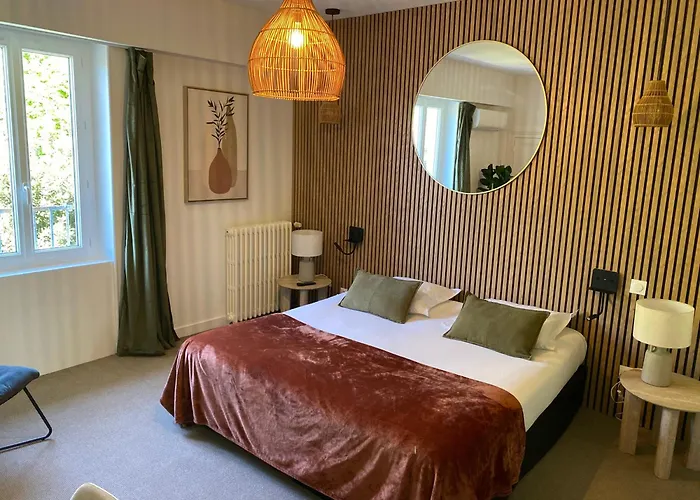Hotel Quai Des Pontis