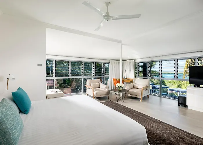 Mangrove Hotel