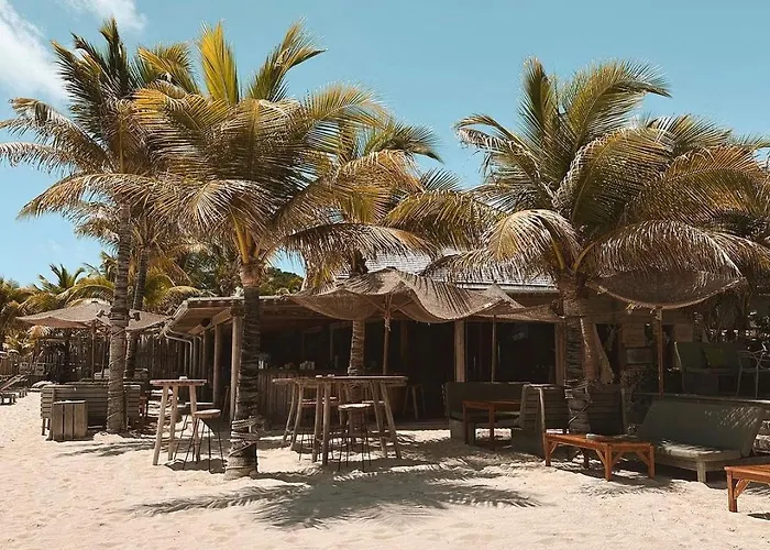 Pearl Beach Hotel