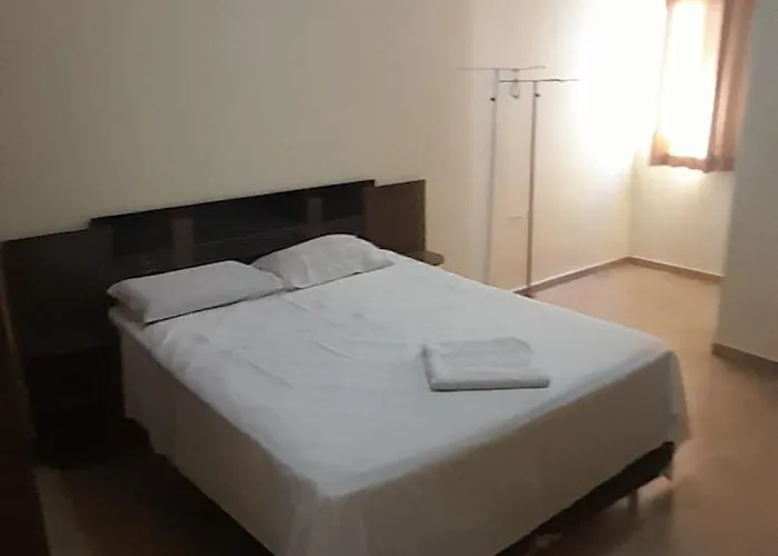 Rohedama Hotel