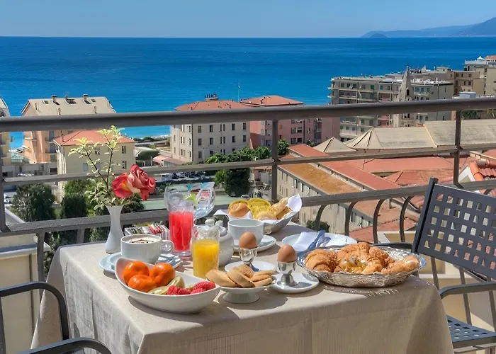 Hotel Noris