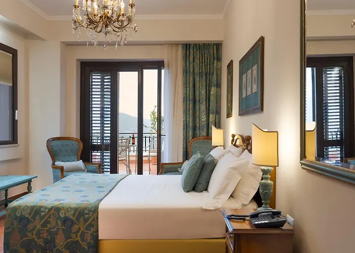 Hotel Sirius