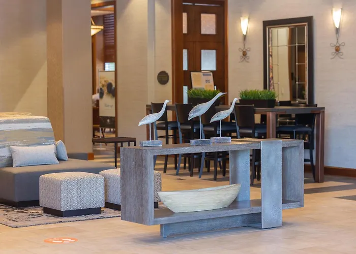 Doubletree By Hilton Bay City - Riverfront