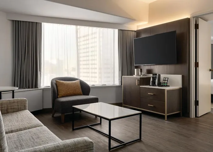 Crowne Plaza Seattle - No Resort Fee - Newly Renovated Ihg Hotel