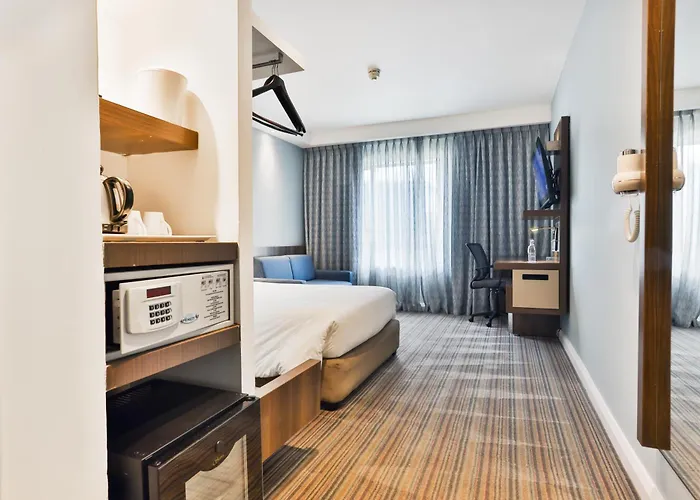 Holiday Inn Express Durban - Umhlanga By Ihg