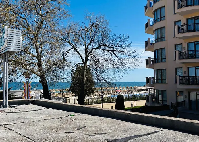 HOTEL IZVORA Beach Front Suites