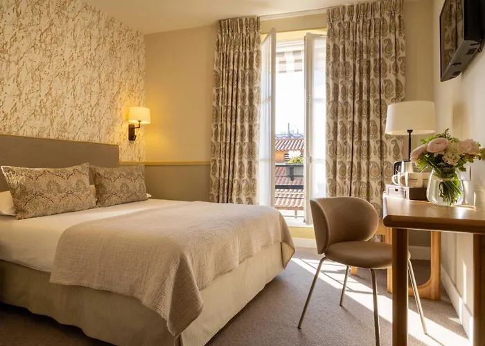 Hotel Clement