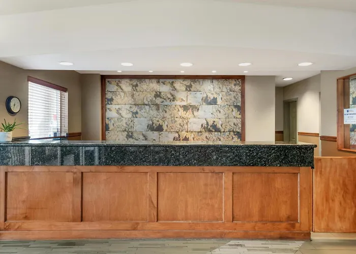 Best Western Plus Mission City Lodge