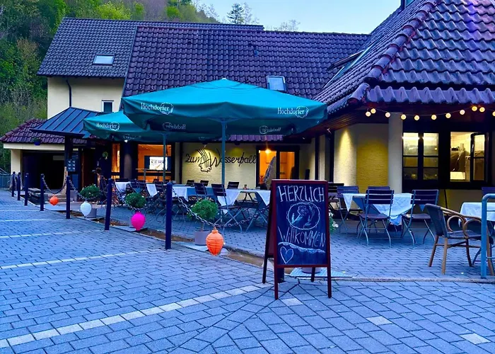 Hotel zum Wasserfall Garni