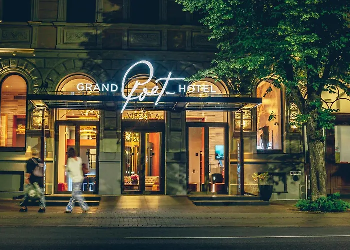 Grand Poet Hotel And Spa By Semarah