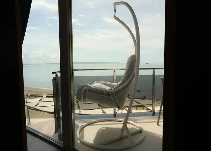 Vila One Beach Hotel