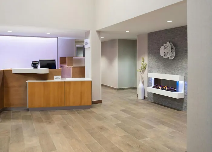 Fairfield Inn & Suites By Marriott Cape Cod Hyannis