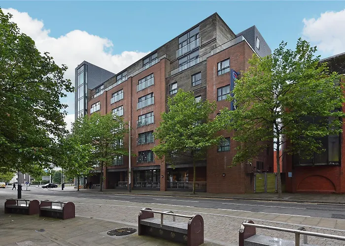 Travelodge Swansea Central