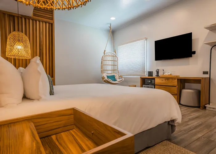 Amaka Ocean Living Lodge