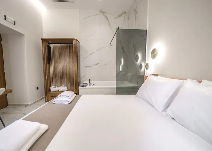 Omma Suites