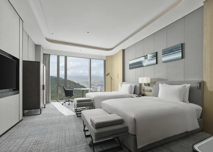 Hilton Zhuji