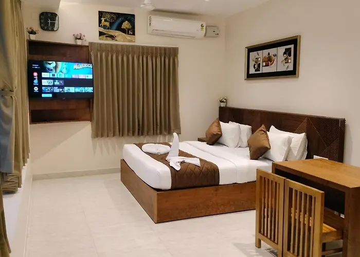 Dass Paradise Hotel
