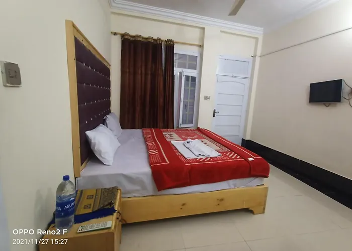 F R Darya E Swat Hotel