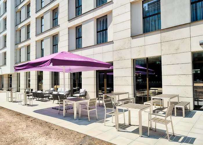 Premier Inn Darmstadt City Centre