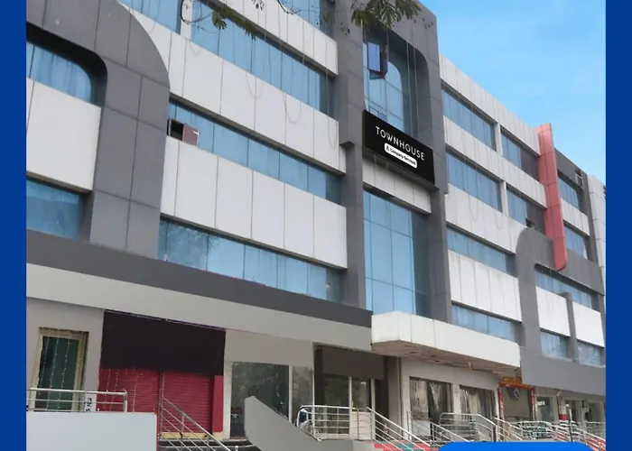 Super Townhouse Gudivada Formerly Sistla