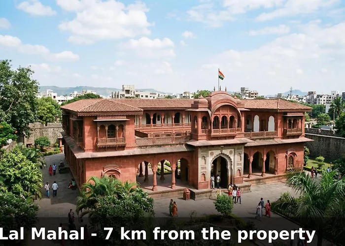 Townhouse Ambegaon Road Katraj Formerly White Castle