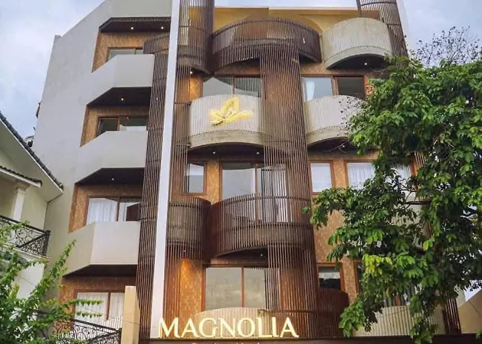 Magnolia Boutique Hue