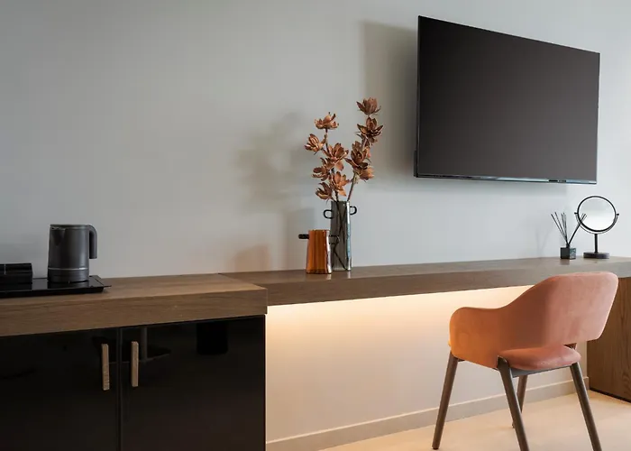 Avant Blue Boutique Hotel