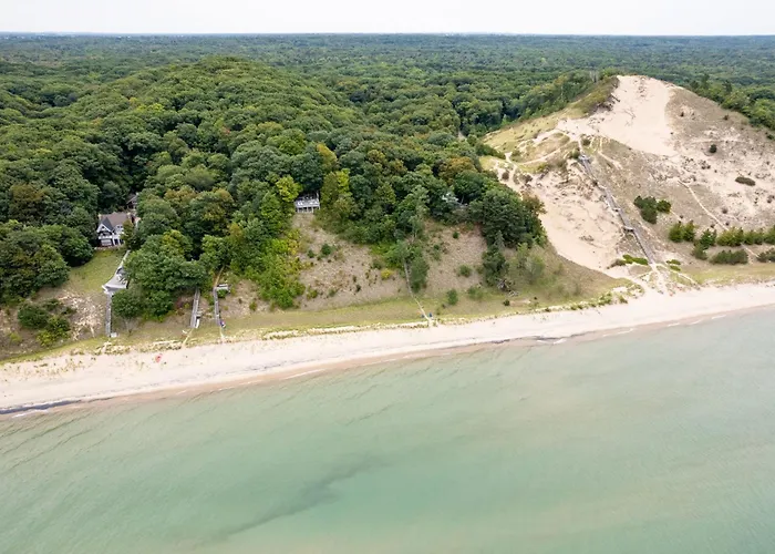 Hummingbird Beach House-Family Friendly