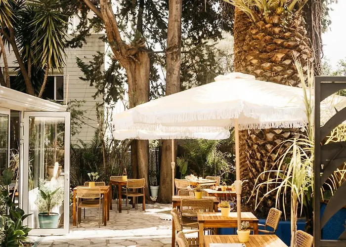 Hotel Le Petit Castel