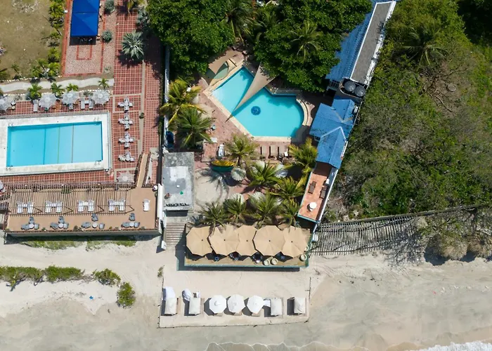 Hotel Tropical Inn