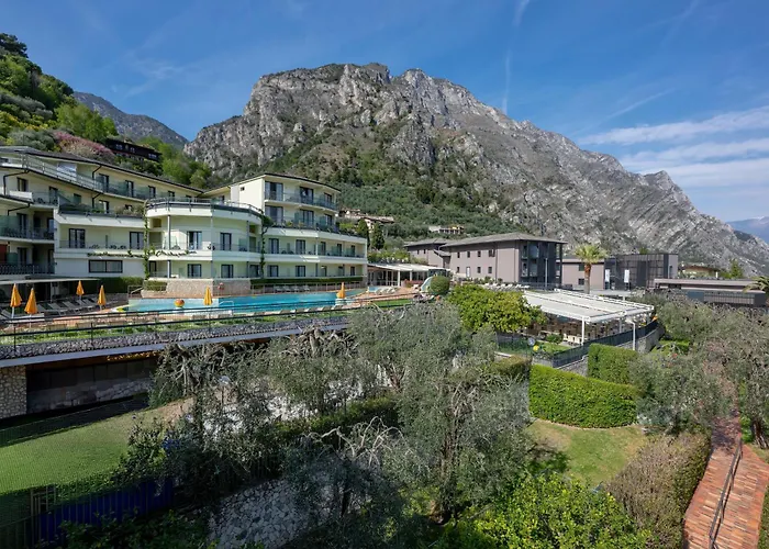 Hotel Royal Village