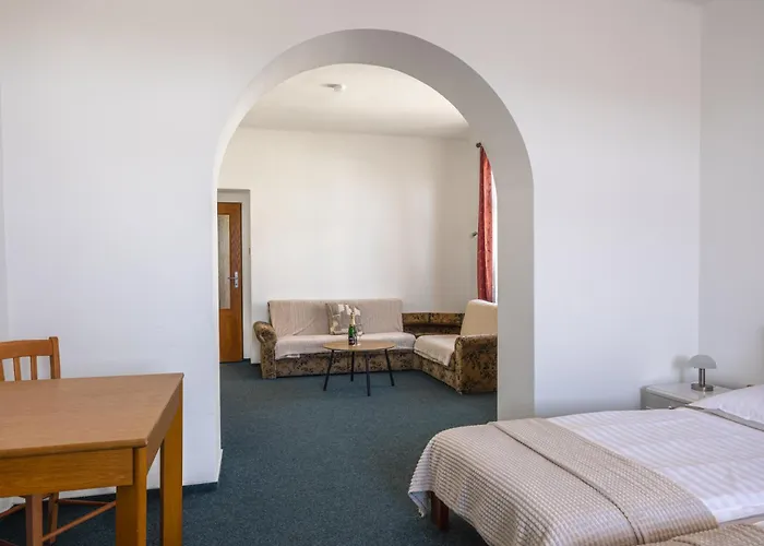Hotel Jaro