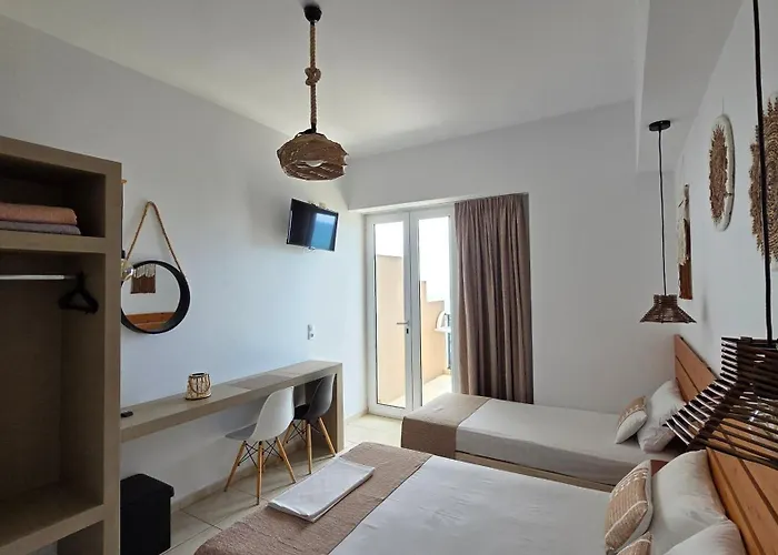 Edelweiss Rent Rooms-Rent A Car
