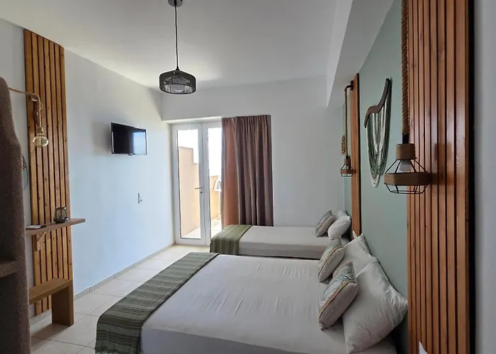Edelweiss Rent Rooms-Rent A Car