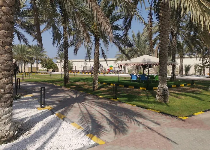 بيت العز السياحي Al-Ezz Tourist House