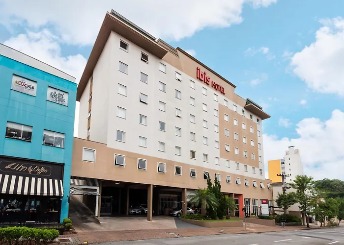 Ibis Blumenau