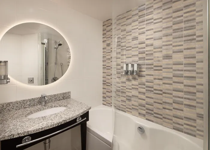 Hampton By Hilton London Stansted Airport