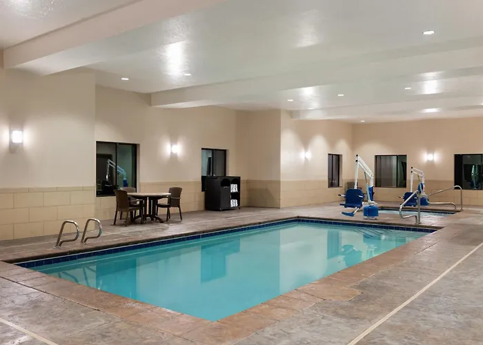 Garner Hotel Page - Lake Powell Area By Ihg