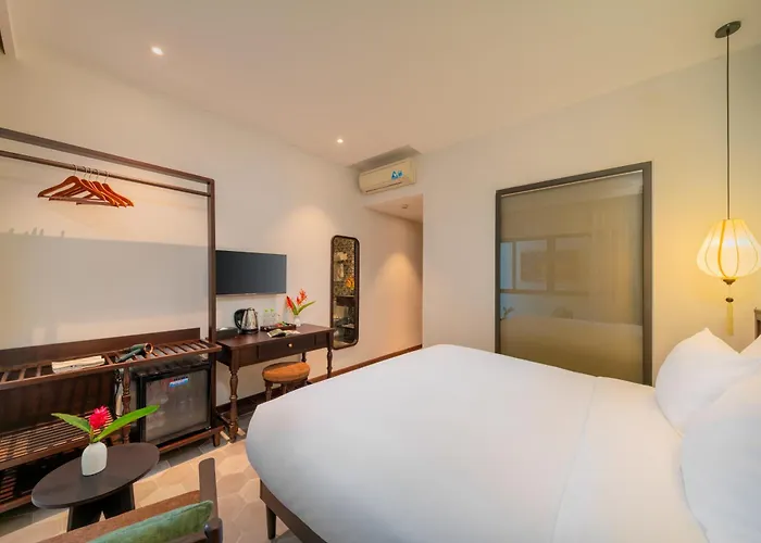 Backhome Boutique Old Town Hoi An