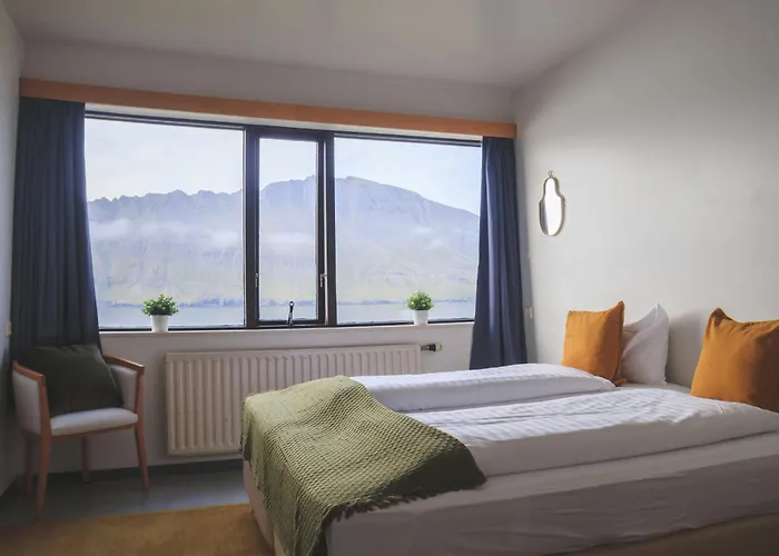 The Cliff Hotel