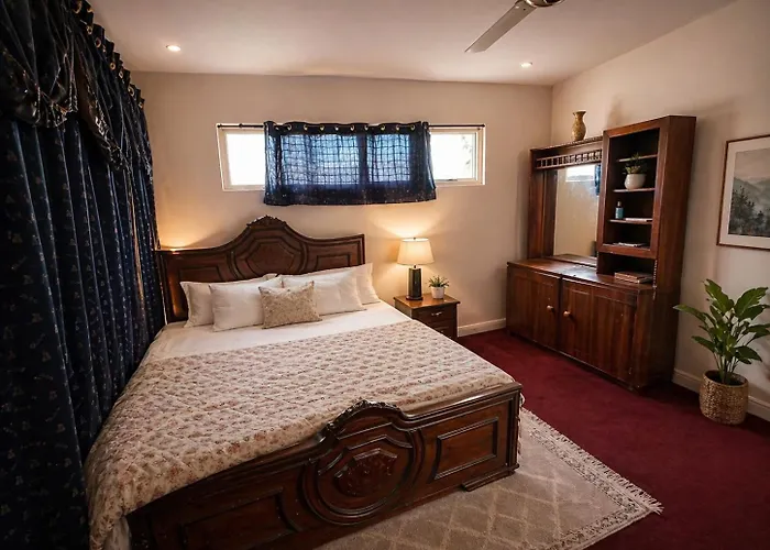 Highlander inn Skardu