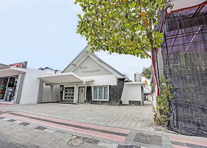Hotel O Nawangwulan