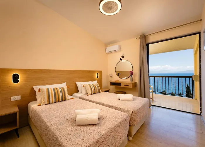 Siora Leni Hotel