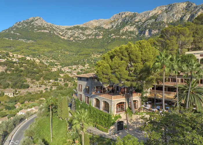 Es Moli Hotel
