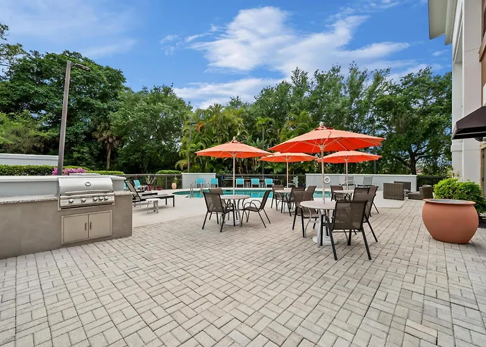 Hampton Inn Naples - I-75 Vineyards