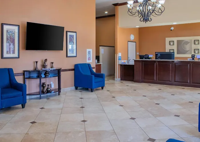 Comfort Inn & Suites San Bernardino