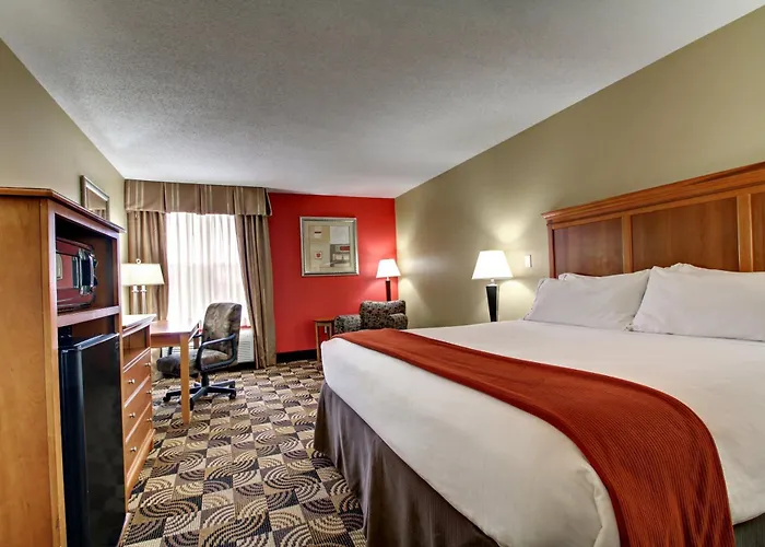 Holiday Inn Express Hurricane Mills Waverly By Ihg