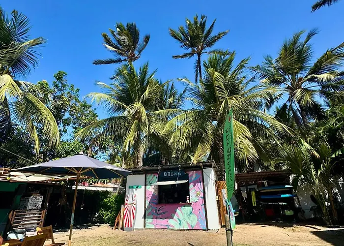 Indiana Kite School And Hostel