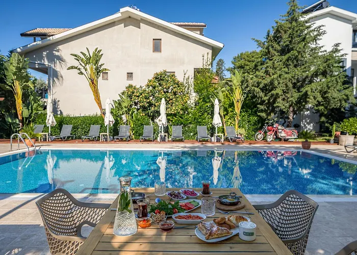 West House Exclusive Hotel
