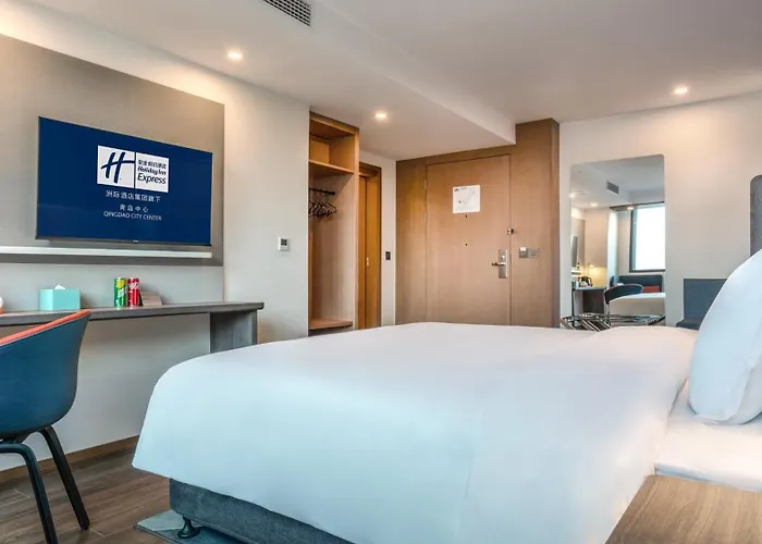 Holiday Inn Express Qingdao City Center By Ihg